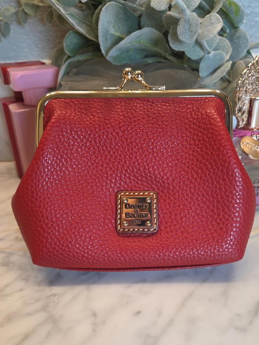 EUC Dooney & Bourke Red Pebbled Leather Kiss-Lock Coin Purse with Gold Plaque
